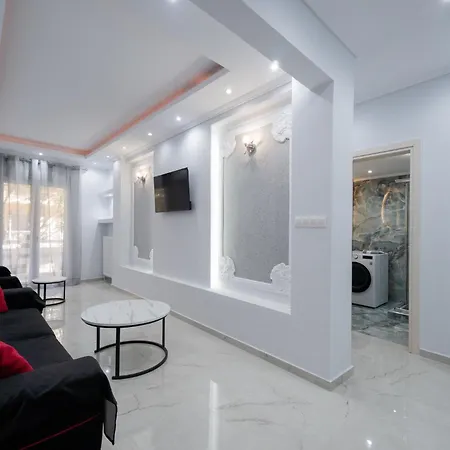 Makedonian Luxury αpartment アパート